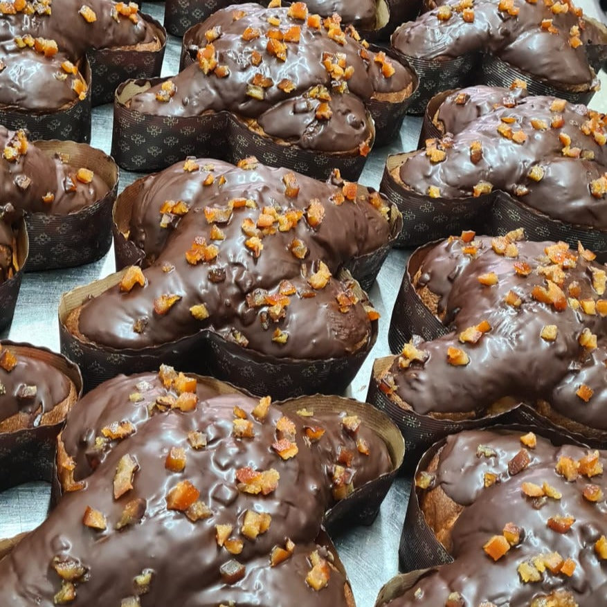 Colomba arancia e cioccolato