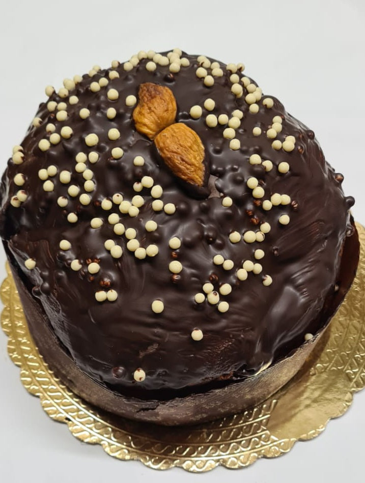 Panettone fichi bianchi del Cilento gocce di cioccolato e noci